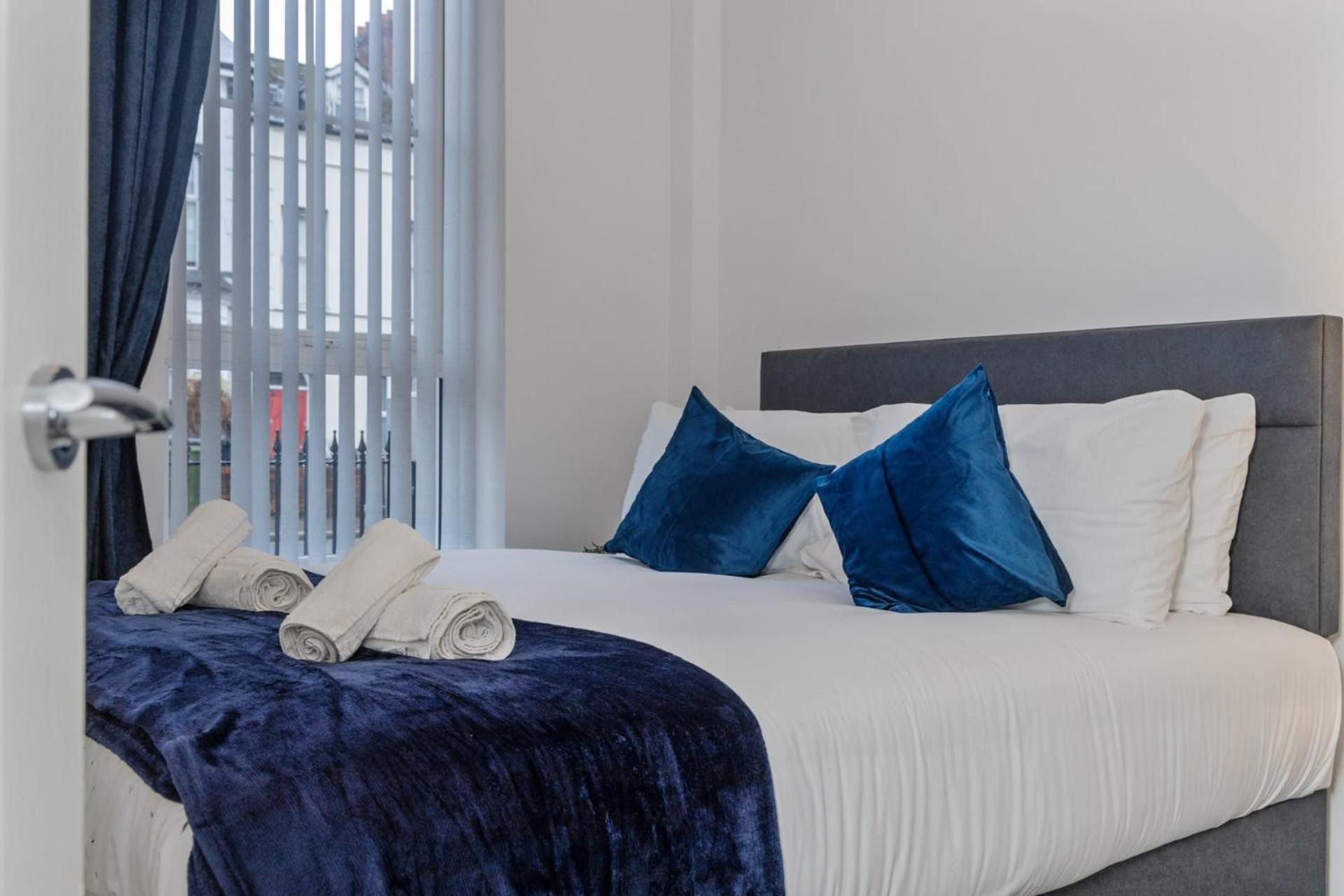Contemporary 2 Bed Apartment -Belfast East Village Exterior photo