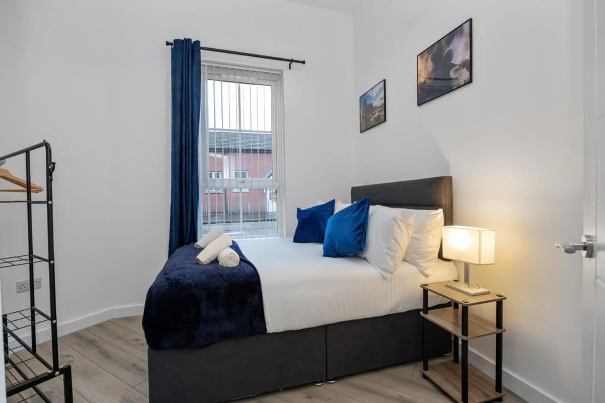 Contemporary 2 Bed Apartment -Belfast East Village Exterior photo