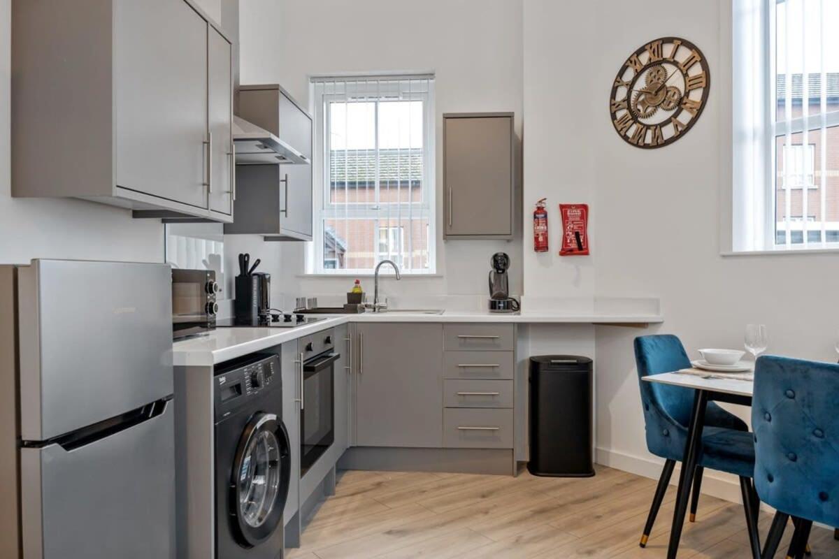 Contemporary 2 Bed Apartment -Belfast East Village Exterior photo